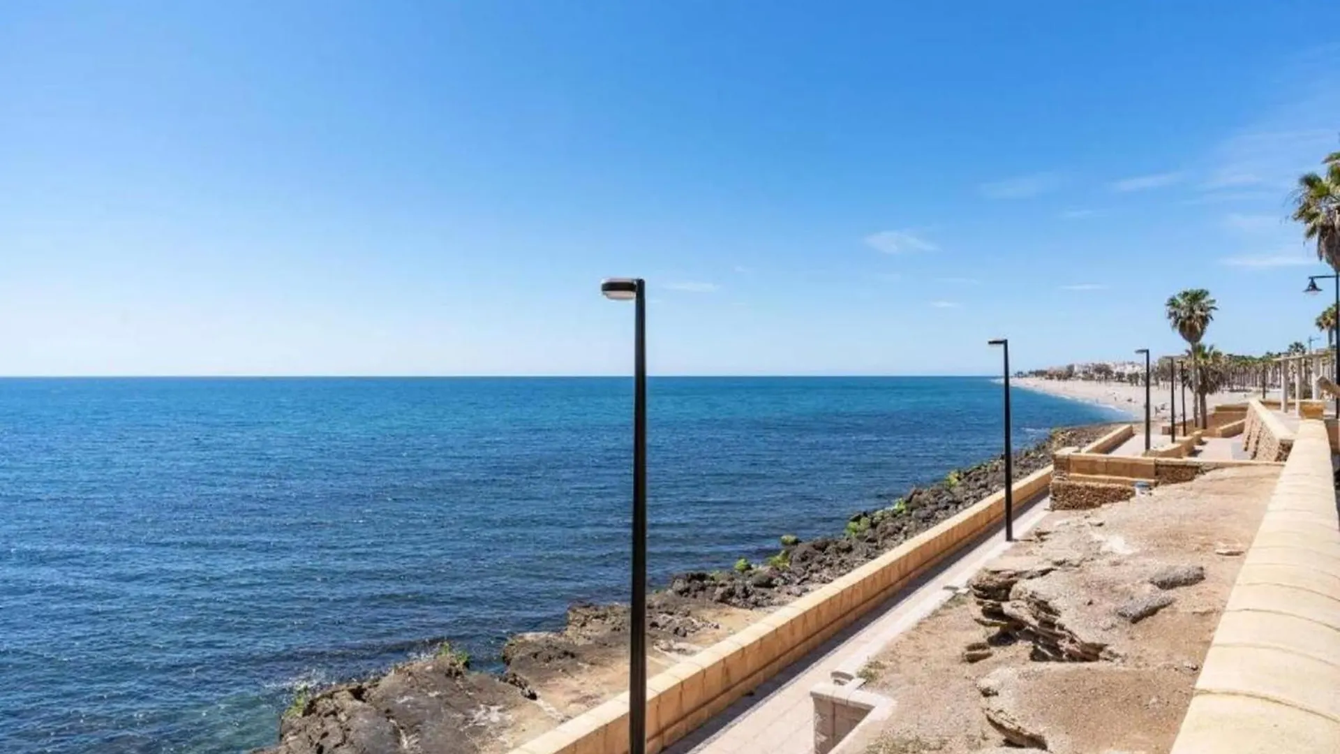 Lively Apartment In Andaluc A With Large Pool Las Salinas  Spagna